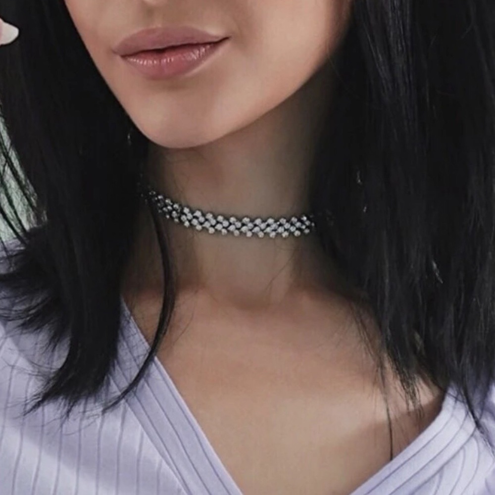 New Luxe Rhinestone Choker Necklace ~ Short Crystal Necklace - Picture 2 of 14